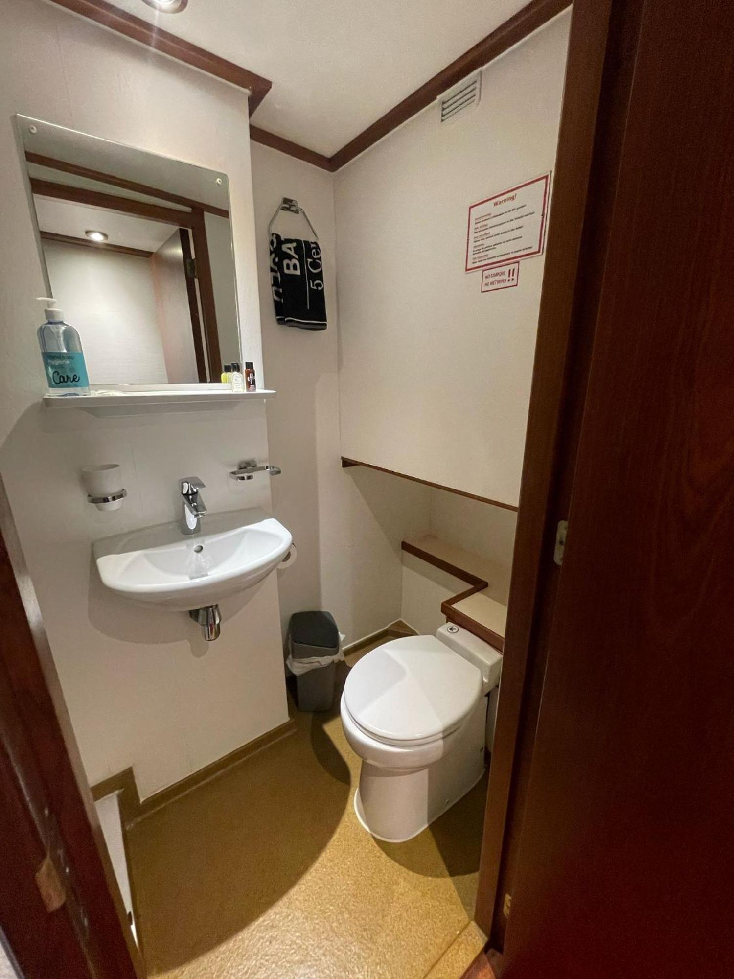 Botel Liza Marleen Amsterdam Chambre photo